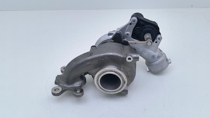 Nowe Turbo Volkswagen Golf VIII (CD1) 1.5 eTSI 16V Cena € 635,25 Z VAT oferowane przez Automaterialen Ronald Morien B.V.