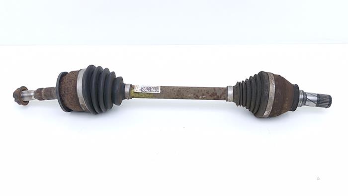 Gebrauchte Antriebswelle links vorne Opel Astra K 1.6 SIDI Eco Turbo 16V Preis € 99,00 Mit Mehrwertsteuer angeboten von Automaterialen Ronald Morien B.V.