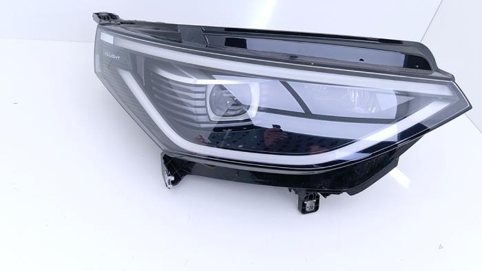 Używane Reflektor prawy Volkswagen ID.Buzz Cargo (EBA) 77 kWh Cena € 1.027,29 Z VAT oferowane przez Automaterialen Ronald Morien B.V.