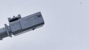 Lambda probe from a Volkswagen Tiguan (AD1) 2.0 TSI 16V 4Motion 2024