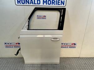 Usados Puerta 2 puertas izquierda Volkswagen ID.Buzz Cargo (EBA) 77 kWh Precio € 961,95 IVA incluido ofrecido por Automaterialen Ronald Morien B.V.