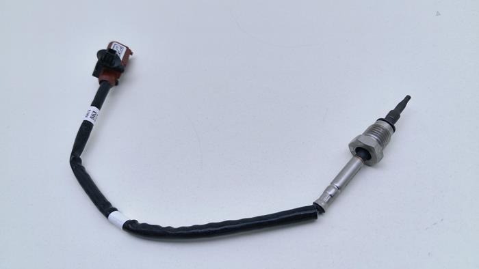 Neuf Sensor température d’échappement Volkswagen Crafter (SY) 2.0 TDI FWD Prix € 25,00 Prix TTC proposé par Automaterialen Ronald Morien B.V.