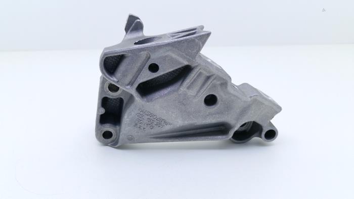 Neuf Support moteur Audi A3 Sportback (8YA) 2.0 35 TDI 16V Prix € 25,00 Prix TTC proposé par Automaterialen Ronald Morien B.V.