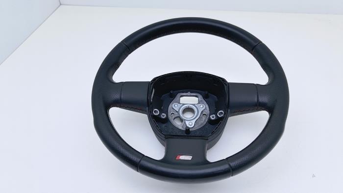 Gebrauchte Lenkrad Audi A4 Avant (B7) 2.0 TFSI 20V Quattro Preis € 125,00 Margenregelung angeboten von Automaterialen Ronald Morien B.V.