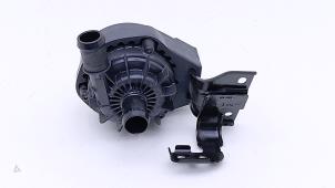 Usados Bomba de agua adicional Volkswagen ID.Buzz Cargo (EBA) 77 kWh Precio € 75,00 IVA incluido ofrecido por Automaterialen Ronald Morien B.V.