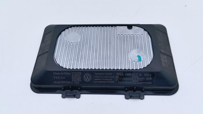 Używane Antena Volkswagen Polo VI (AW1) 1.0 TSI 12V Cena € 65,00 Procedura marży oferowane przez Automaterialen Ronald Morien B.V.
