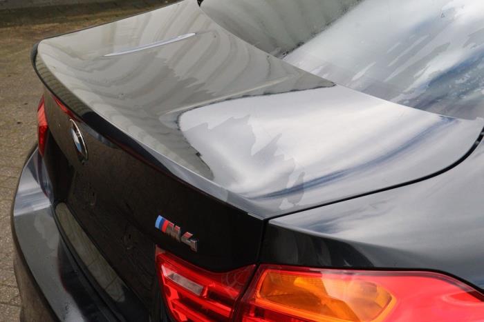 Używane Tylna klapa BMW M4 (F82) M4 3.0 24V TwinPower Turbo Cena € 795,00 Procedura marży oferowane przez Automaterialen Ronald Morien B.V.