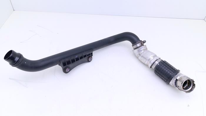 Gebrauchte Intercooler Rohr Kia Ceed Sportswagon (CDF) 1.5 T-GDI 16V Eco-Dynamics+ Preis € 135,00 Mit Mehrwertsteuer angeboten von Automaterialen Ronald Morien B.V.