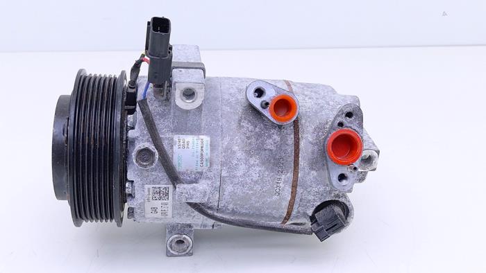 Gebrauchte Klimapumpe Kia Ceed Sportswagon (CDF) 1.5 T-GDI 16V Eco-Dynamics+ Preis € 195,00 Mit Mehrwertsteuer angeboten von Automaterialen Ronald Morien B.V.