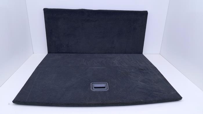 Trunk floor trim