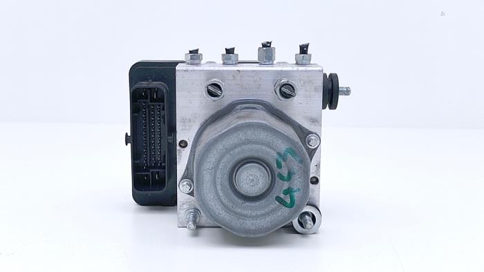 Begagnade ABS-pump Nissan Qashqai (J11) 1.3 DIG-T 140 16V Pris € 149,00 Marginaltabell erbjuds av Automaterialen Ronald Morien B.V.