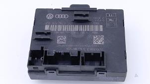 Używane Modul centralnego zamka Audi RS 5 (8F7) 4.2 V8 32V Cena € 45,00 Procedura marży oferowane przez Automaterialen Ronald Morien B.V.
