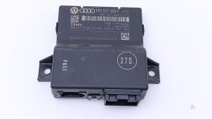 Używane Modul gateway Audi RS 5 (8F7) 4.2 V8 32V Cena € 75,00 Procedura marży oferowane przez Automaterialen Ronald Morien B.V.