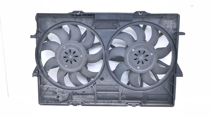 Używane Wentylator Audi RS 5 (8F7) 4.2 V8 32V Cena € 350,00 Procedura marży oferowane przez Automaterialen Ronald Morien B.V.