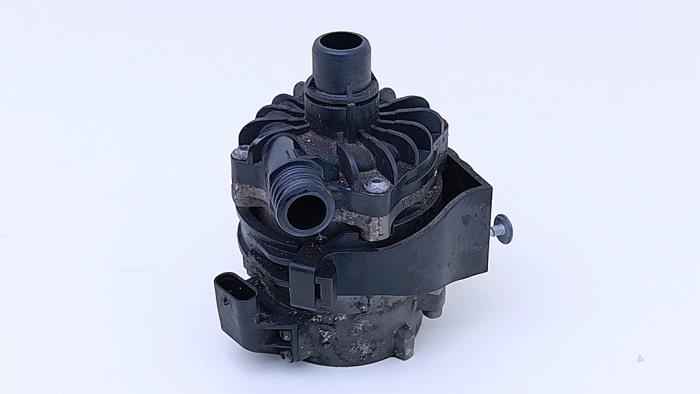 Begagnade Extra vattenpump BMW M6 (F13) 4.4 V8 32V TwinPower Turbo Pris € 95,00 Marginaltabell erbjuds av Automaterialen Ronald Morien B.V.