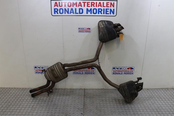 Usagé Echappement (complet) Audi RS 5 (8F7) 4.2 V8 32V Prix € 595,00 Règlement à la marge proposé par Automaterialen Ronald Morien B.V.