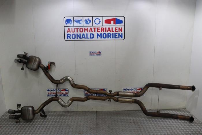 Usagé Echappement (complet) BMW M6 (F13) 4.4 V8 32V TwinPower Turbo Prix € 1.500,00 Règlement à la marge proposé par Automaterialen Ronald Morien B.V.