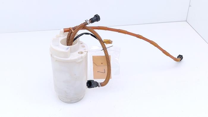 Gebrauchte Benzinpumpe Porsche Cayenne (9PA) 4.5 S V8 32V Preis € 145,00 Margenregelung angeboten von Automaterialen Ronald Morien B.V.