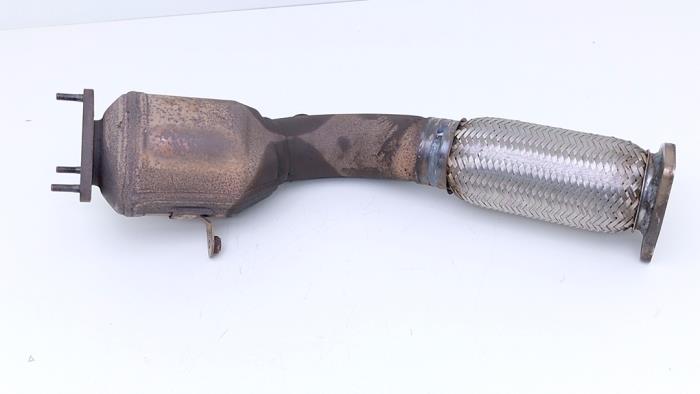 Gebrauchte Katalysator Porsche Cayenne (9PA) 4.5 S V8 32V Preis € 245,00 Margenregelung angeboten von Automaterialen Ronald Morien B.V.