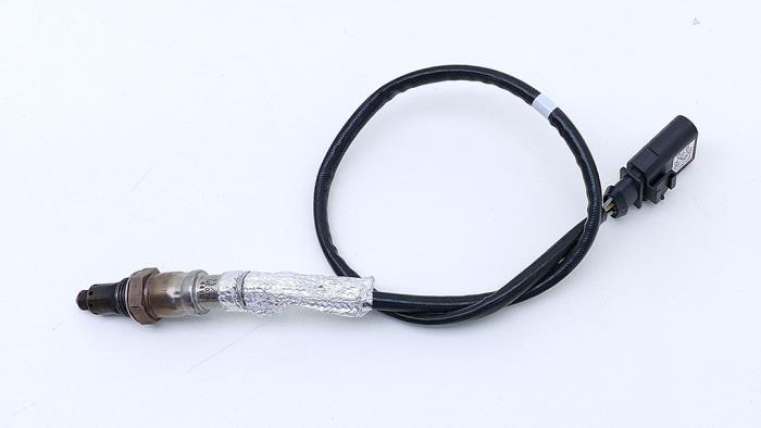 Lambda probe from a Volkswagen Golf VIII (CD1) 1.5 GTE 16V 2024