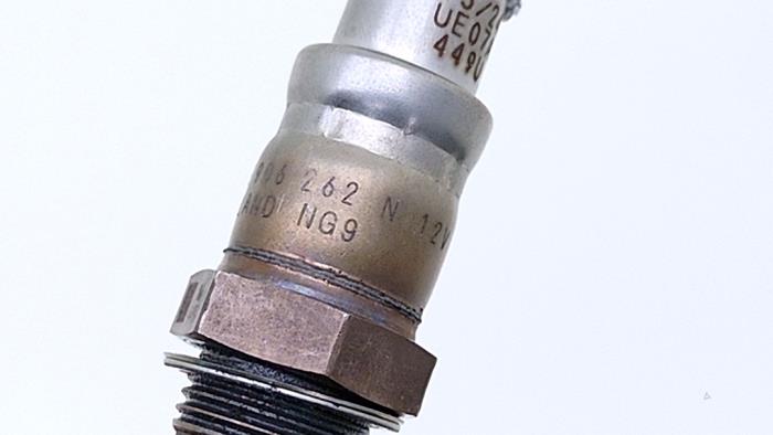 Lambda probe from a Volkswagen Golf VIII (CD1) 1.5 GTE 16V 2024
