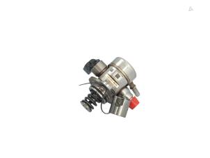 Pompe essence d'un Volkswagen Golf VIII (CD1) 1.5 eTSI 16V 2020