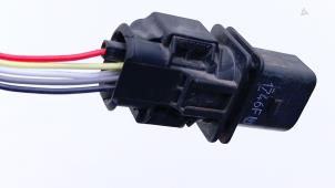Sonde lambda d'un Mercedes-AMG S AMG (W222) 4.0 S-63 L AMG V8 Turbo 4-Matic+ 2018