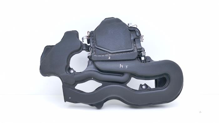 Begagnade Luftfilterhus Peugeot 108 1.0 12V VVT-i Pris € 115,00 Inklusive moms erbjuds av Automaterialen Ronald Morien B.V.
