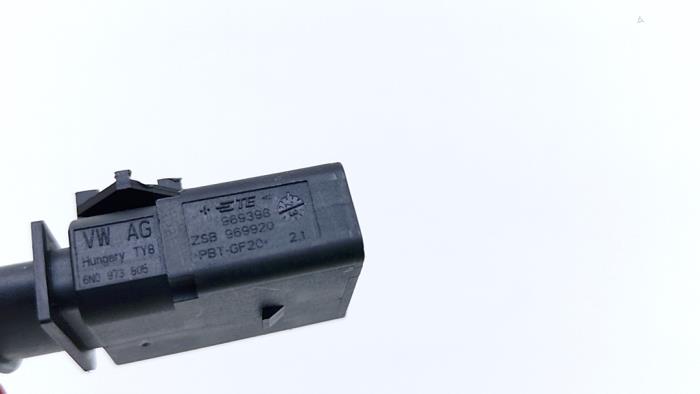 Lambda probe from a Volkswagen Golf VIII (CD1) 1.5 eHybrid 16V 2025
