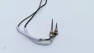 Auspuff Temperatursensor van een Volkswagen Golf VIII (CD1) 1.5 eHybrid 16V 2024