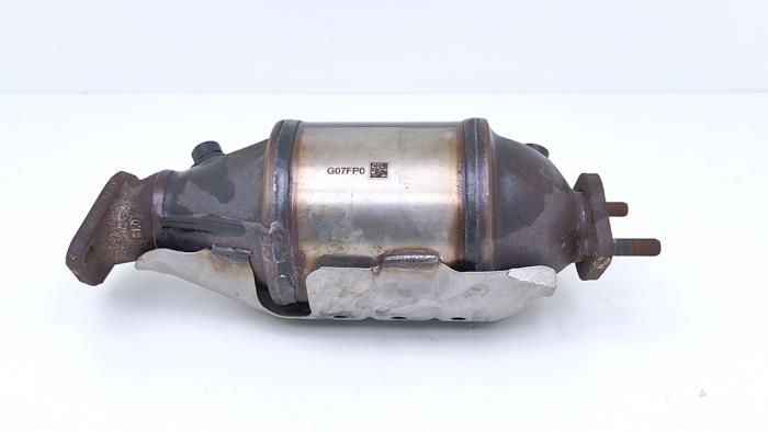 Usagé Catalyseur Hyundai i30 Wagon (PDEF) 1.0 T-GDI 12V Hybrid 48V Prix € 211,75 Prix TTC proposé par Automaterialen Ronald Morien B.V.