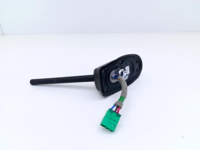 Używane Antena Kia Stonic (YB) 1.0i T-GDi 12V Cena € 65,00 Z VAT oferowane przez Automaterialen Ronald Morien B.V.