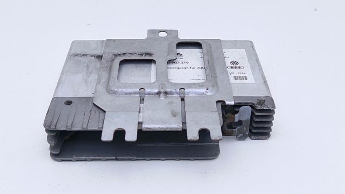 Begagnade ABS-dator Volkswagen Corrado 1.8 G60 Pris € 45,00 Marginaltabell erbjuds av Automaterialen Ronald Morien B.V.
