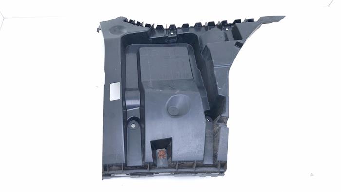 Bumper corner bracket