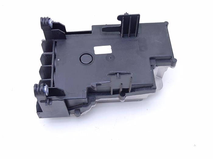 Battery control module Volvo XC60 II 2.0 B4 16V Mild Hybrid AWD - BK9KB