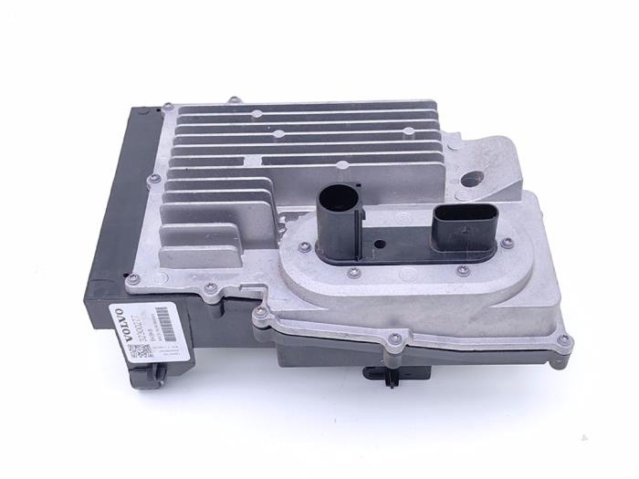 Battery control module Volvo XC60 II 2.0 B4 16V Mild Hybrid AWD - BK9KB