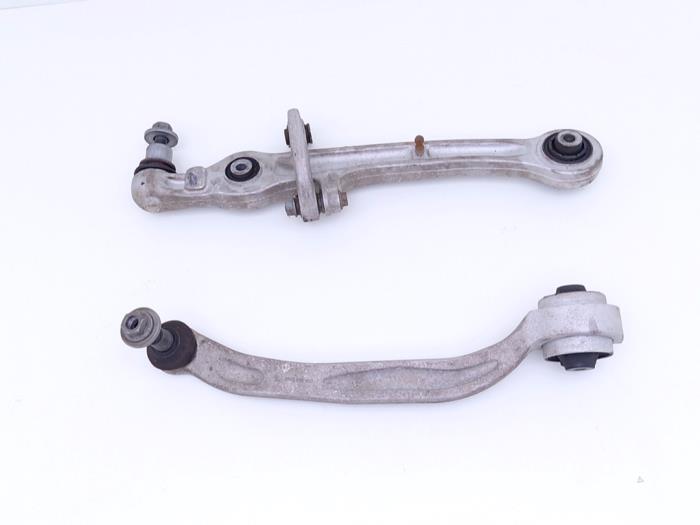 Gebrauchte Querlenker Set Audi A6 Avant (C6) 4.2 V8 40V FSI Quattro Preis € 49,00 Margenregelung angeboten von Automaterialen Ronald Morien B.V.