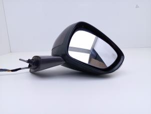 Usados Retrovisor externo derecha Citroen C4 Picasso (3D/3E) 1.6 16V eTHP Precio € 195,00 IVA incluido ofrecido por Automaterialen Ronald Morien B.V.