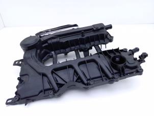 Usados Tapa de válvulas Opel Astra K 1.2 Turbo 12V Precio € 49,00 Norma de margen ofrecido por Automaterialen Ronald Morien B.V.