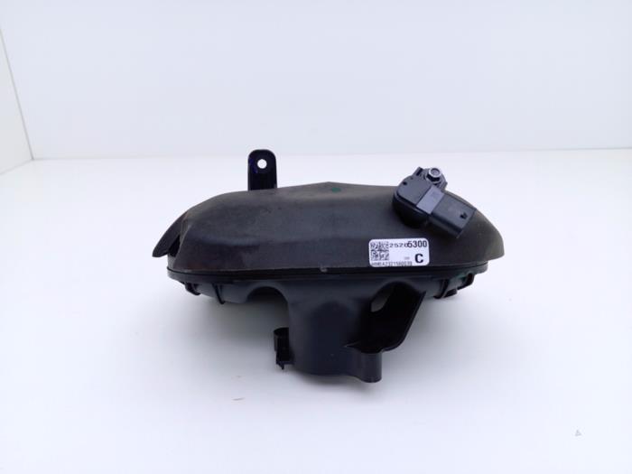 Używane Kolektor dolotowy Opel Astra K 1.2 Turbo 12V Cena € 75,00 Procedura marży oferowane przez Automaterialen Ronald Morien B.V.
