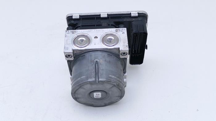 Gebrauchte ABS Pumpe Audi Q2 (GAB/GAG) 2.0 TDI 16V 190 Quattro Preis € 45,00 Margenregelung angeboten von Automaterialen Ronald Morien B.V.