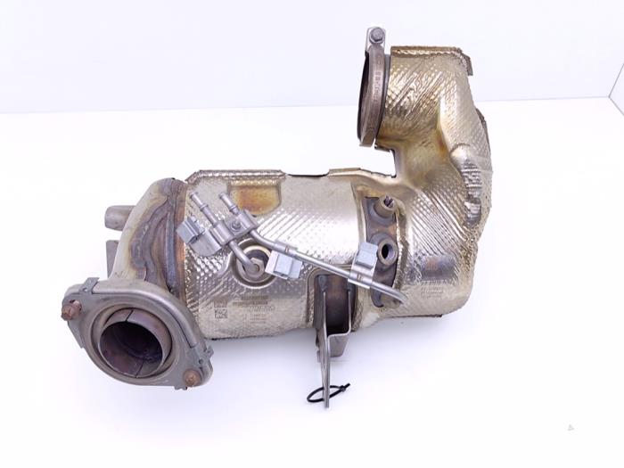 Gebrauchte Katalysator Mercedes A (177.0) 1.3 A-250 e Turbo 16V Preis € 750,00 Margenregelung angeboten von Automaterialen Ronald Morien B.V.