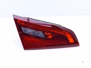 Używane Tylne swiatlo pozycyjne lewe Audi A3 Sportback (8VA/8VF) 1.4 TFSI 16V e-tron Cena € 35,00 Procedura marży oferowane przez Automaterialen Ronald Morien B.V.