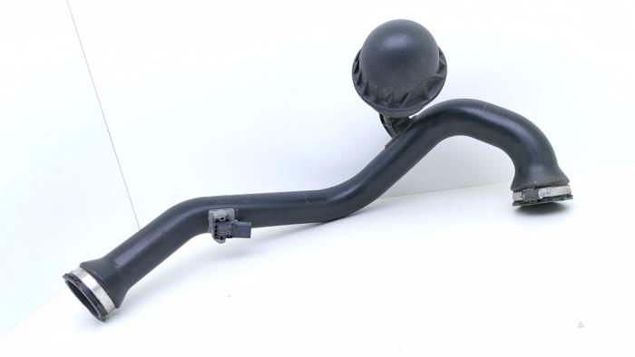 Gebrauchte Intercooler Rohr Audi A4 Avant (B9) 2.0 TFSI 16V Preis € 78,65 Mit Mehrwertsteuer angeboten von Automaterialen Ronald Morien B.V.