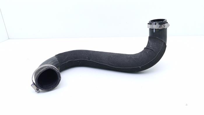 Usagé Tuyau intercooler Audi A4 Avant (B9) 2.0 TFSI 16V Prix € 48,40 Prix TTC proposé par Automaterialen Ronald Morien B.V.