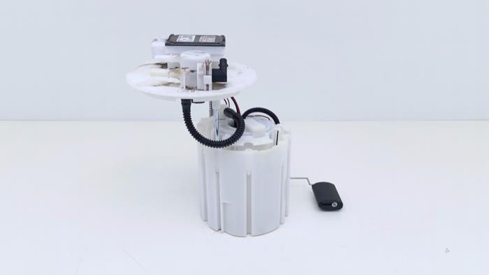 Usagé Pompe carburant électrique Hyundai i30 Wagon (PDEF) 1.0 T-GDI 12V Hybrid 48V Prix € 127,05 Prix TTC proposé par Automaterialen Ronald Morien B.V.