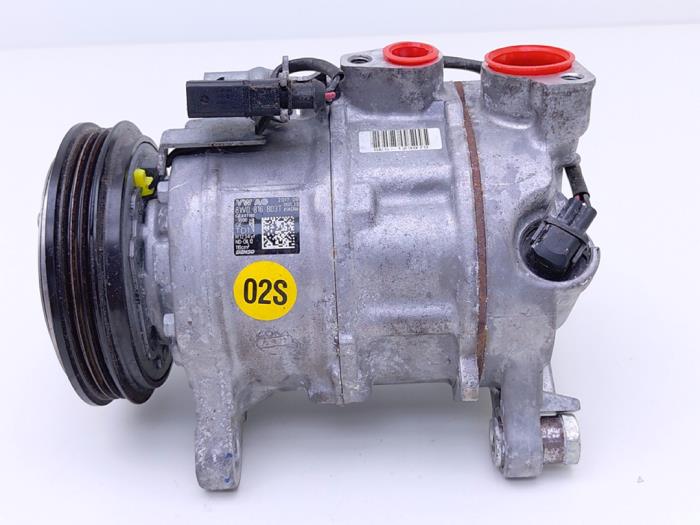 Usagé Pompe clim Audi RS 4 Avant (B9) 2.9 V6 TFSI 24V Prix € 345,00 Prix TTC proposé par Automaterialen Ronald Morien B.V.