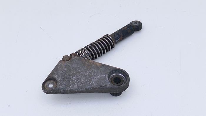 Usados Tensor correa múltiple Volkswagen Corrado 1.8 G60 Precio € 45,00 Norma de margen ofrecido por Automaterialen Ronald Morien B.V.