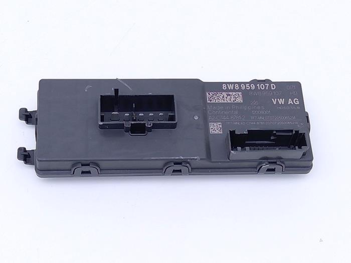 Usagé Module (divers) Audi RS7 Sportback (4KA) 4.0 V8 TFSI Mild Hybrid 32V Prix € 49,00 Règlement à la marge proposé par Automaterialen Ronald Morien B.V.