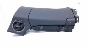 Usagé Boîte à gants Mercedes CLS (C219) 500 5.0 V8 24V Prix € 55,00 Règlement à la marge proposé par Automaterialen Ronald Morien B.V.